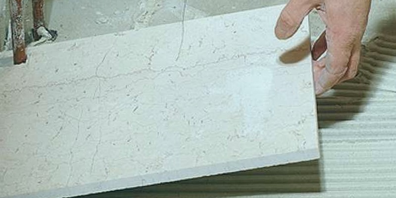 Mármoles de Huelva que unen tradición, diseño y espíritu sureño